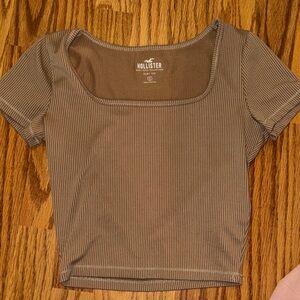 Hollister Women's Taupe Ribbed Crop Top